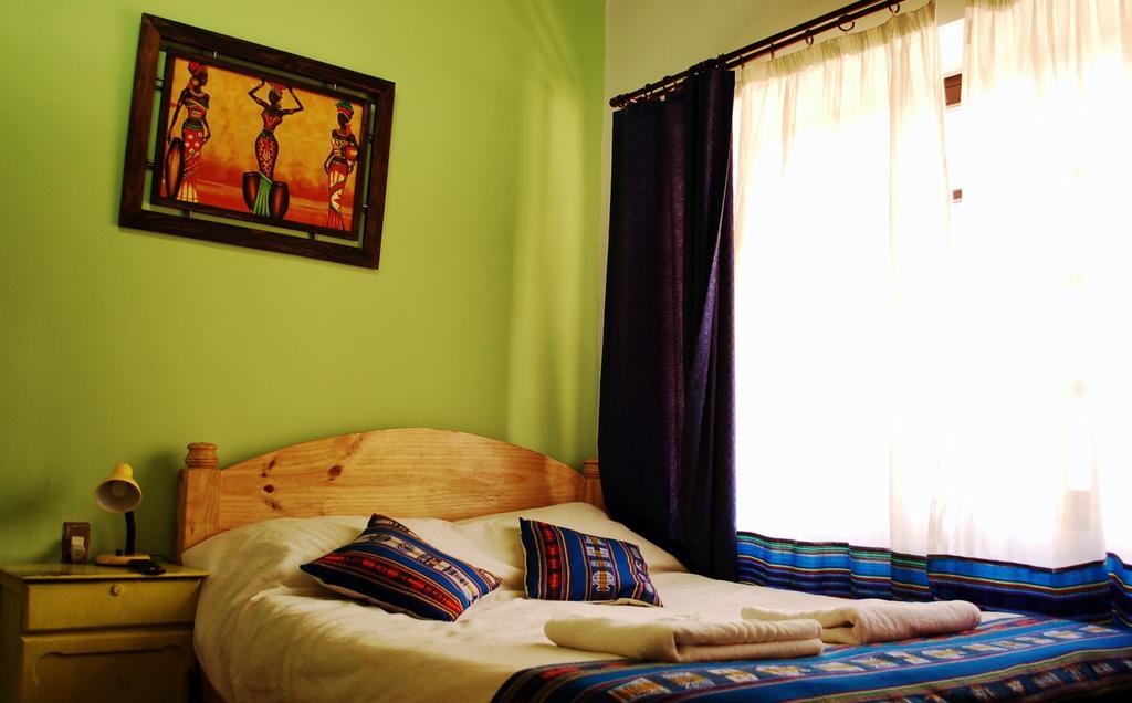 Jaguar House Hostel Кочабамба Екстериор снимка