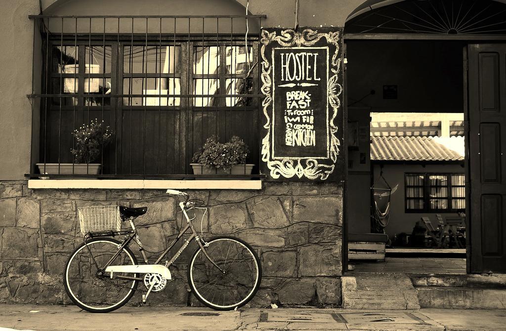 Jaguar House Hostel Кочабамба Екстериор снимка