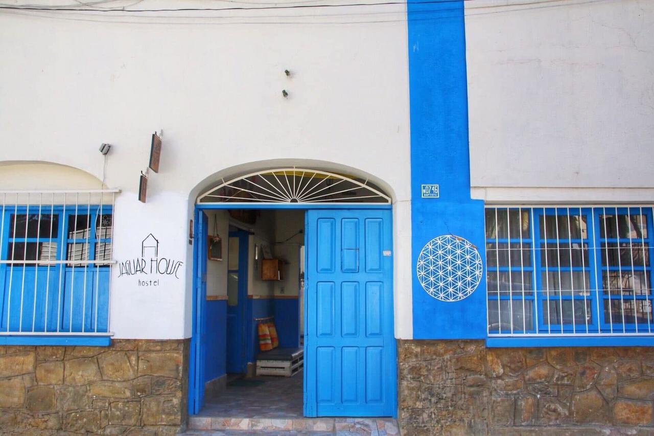 Jaguar House Hostel Кочабамба Екстериор снимка