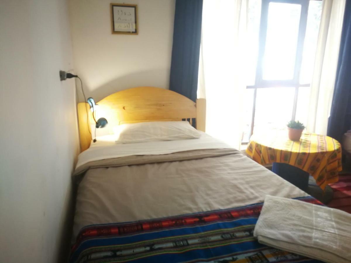 Jaguar House Hostel Кочабамба Екстериор снимка