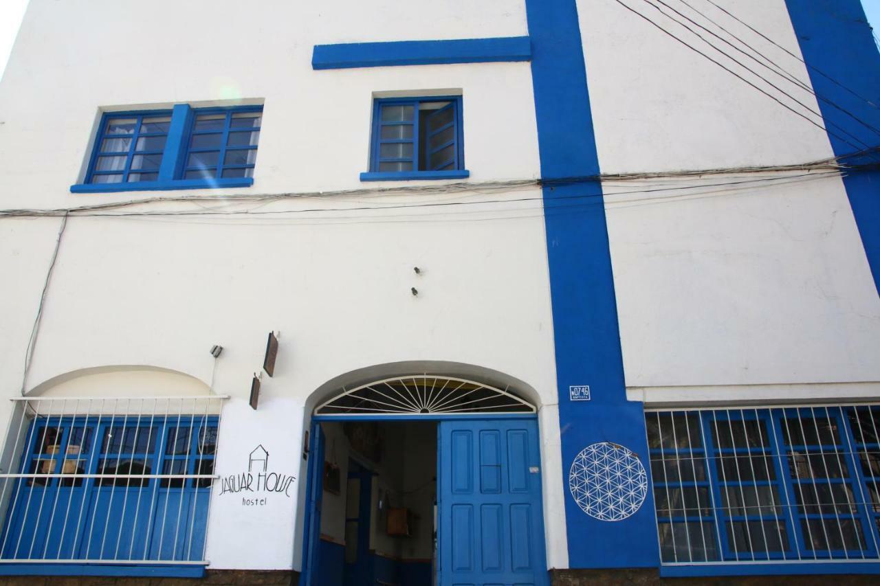 Jaguar House Hostel Кочабамба Екстериор снимка
