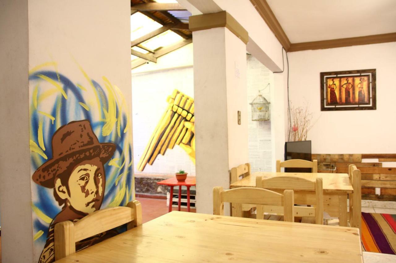 Jaguar House Hostel Кочабамба Екстериор снимка