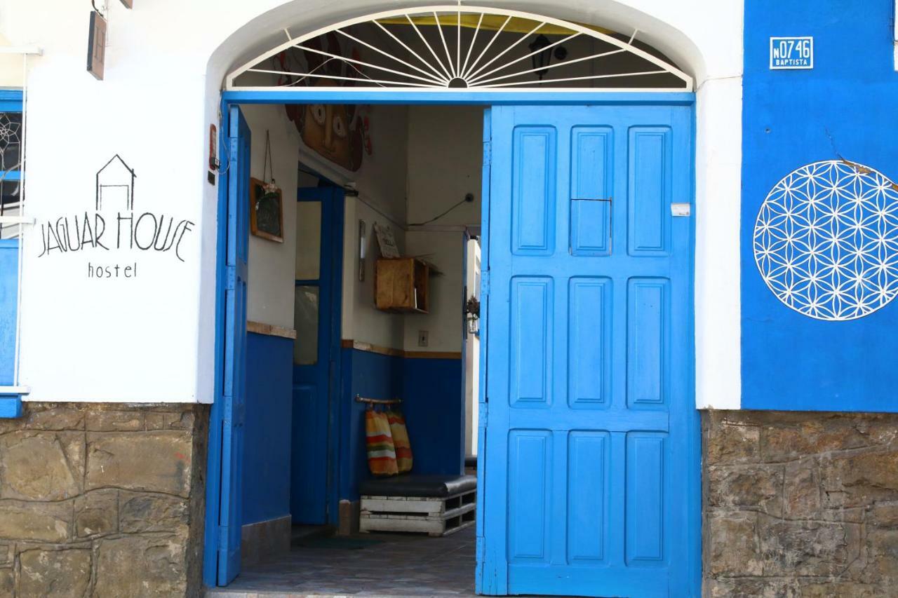 Jaguar House Hostel Кочабамба Екстериор снимка