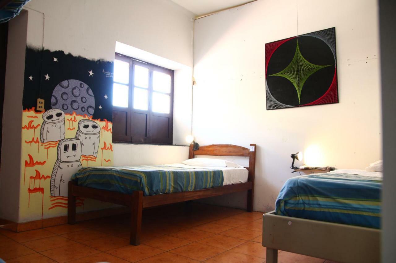Jaguar House Hostel Кочабамба Екстериор снимка